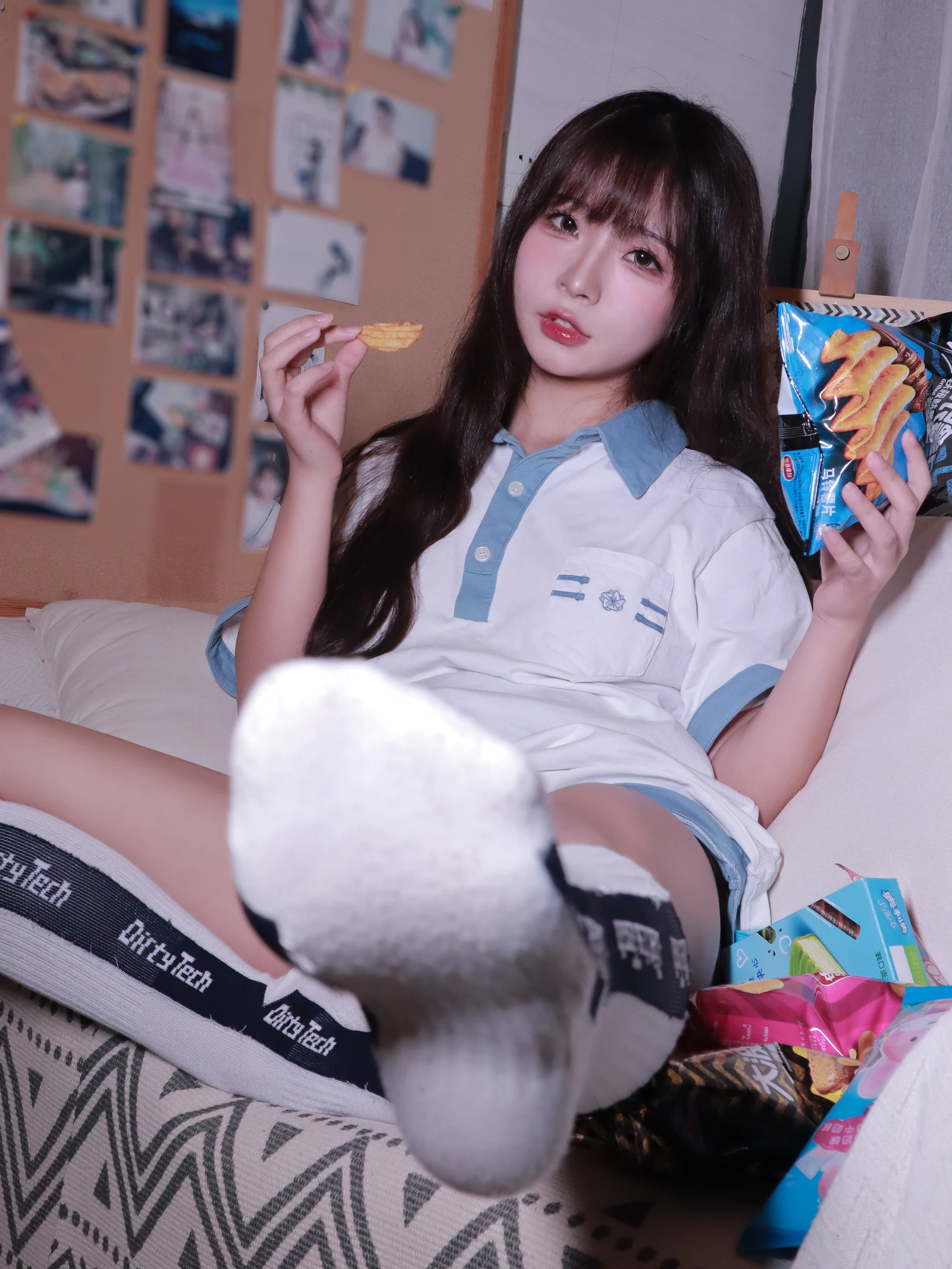 图片[4]-yuuhui玉汇 蓝白条少女 78P-COS世界